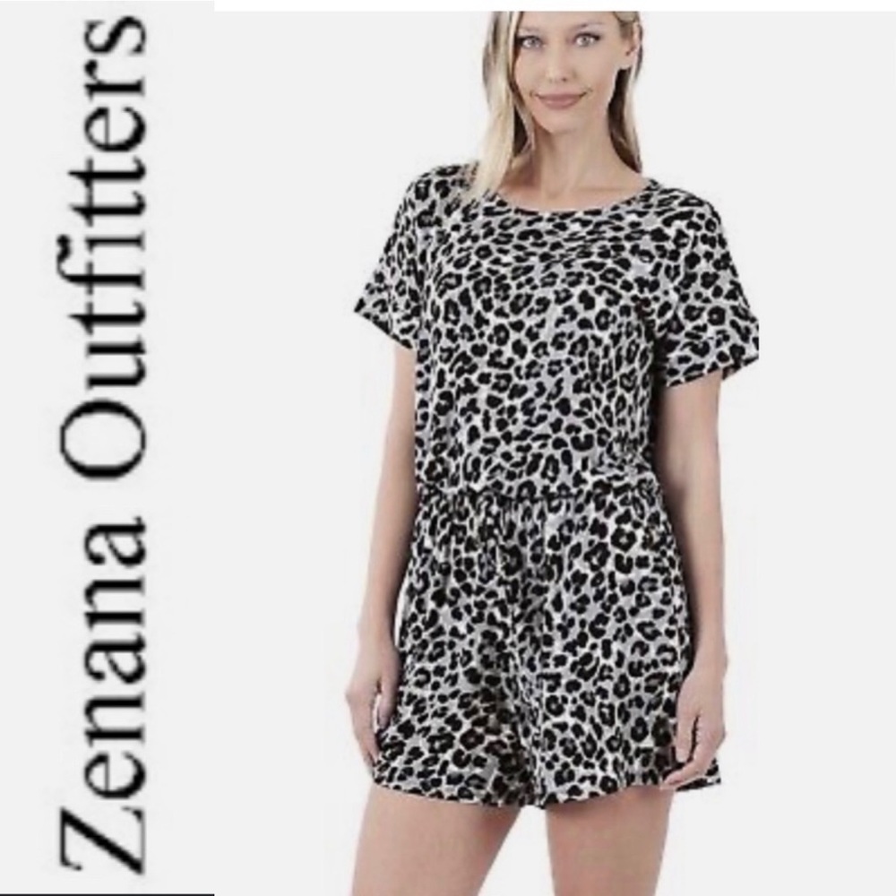 NWOT. Zenana Leopard Print Romper. XL. Gray, Black, White